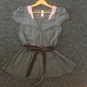 Floreat Anthropologie Gray Silk Top Velvet Bow 6